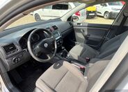 Volkswagen Golf 13