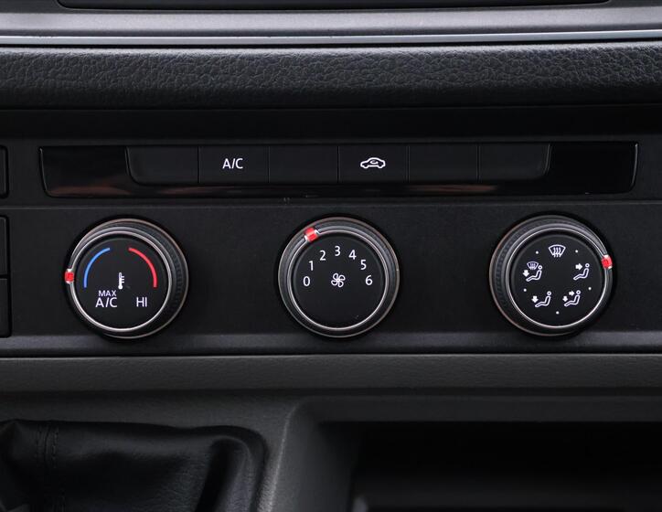 Volkswagen Crafter 22
