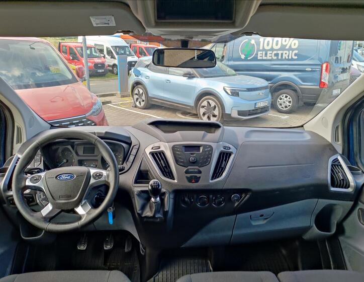 Ford Transit Custom 14