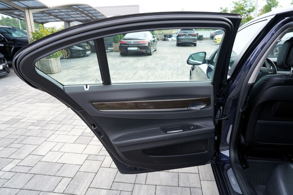 BMW Řada 7