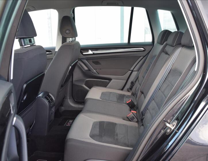 Volkswagen Golf Sportsvan 18