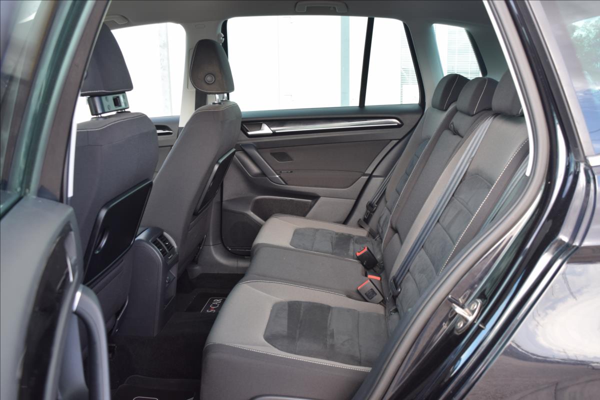 Volkswagen Golf Sportsvan