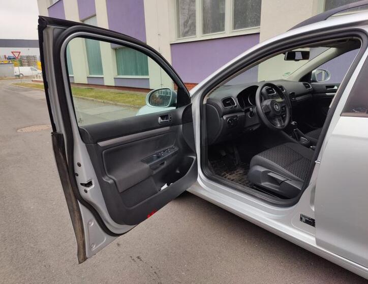 Volkswagen Golf 8