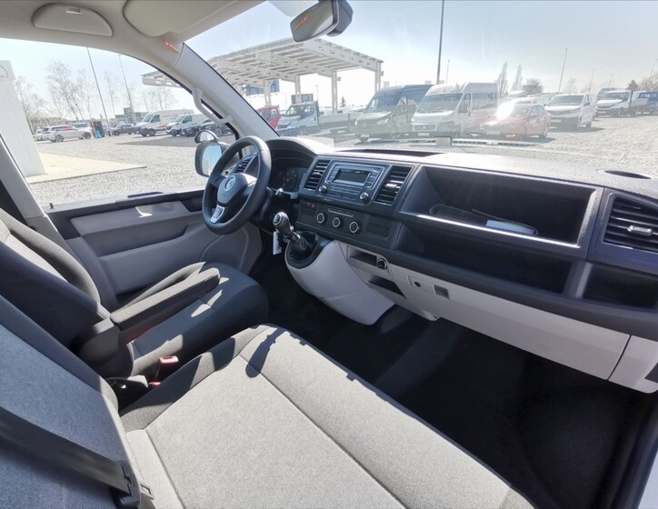 Volkswagen Transporter 8