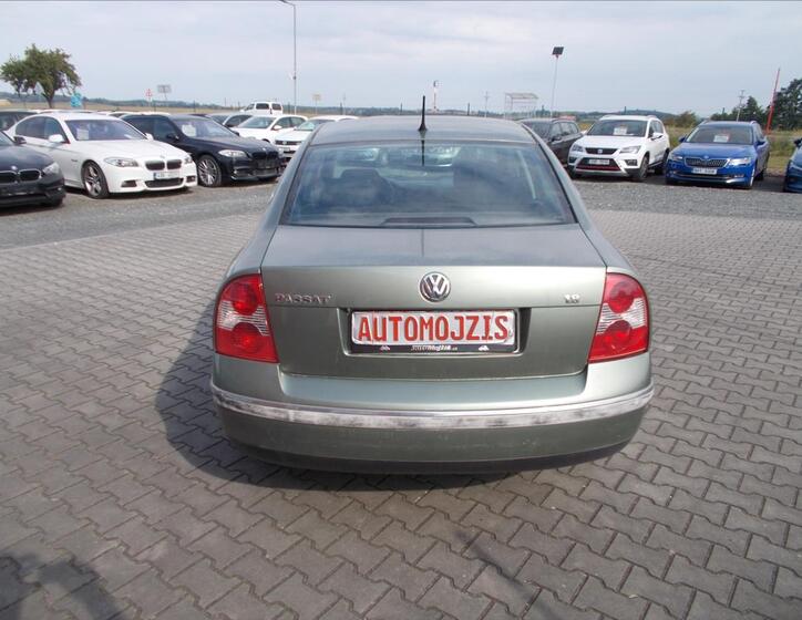 Volkswagen Passat 10