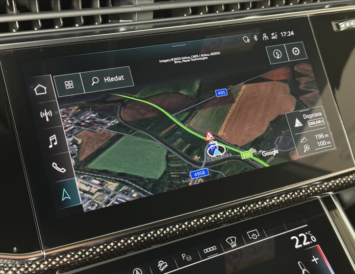 Audi Q8 41
