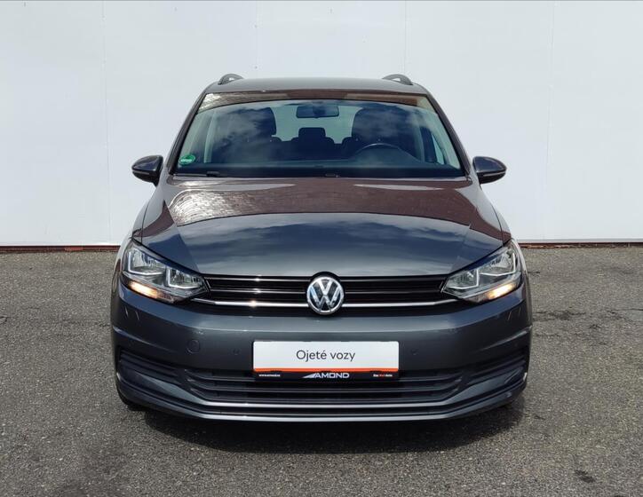 Volkswagen Touran 4