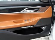 BMW Řada 7 18