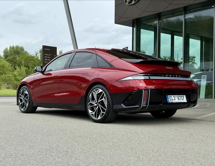 Hyundai Ioniq 6 2