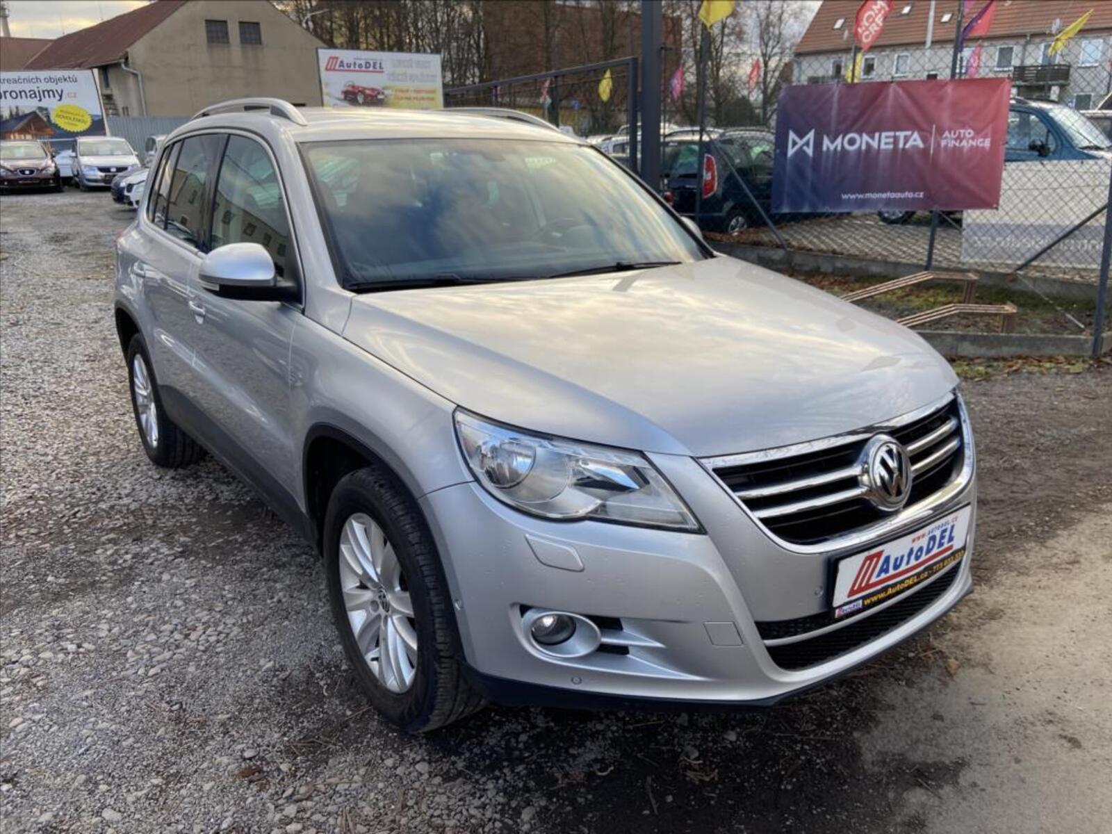 Volkswagen Tiguan 8