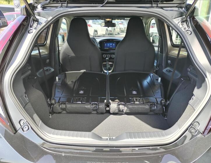 Toyota Aygo 8
