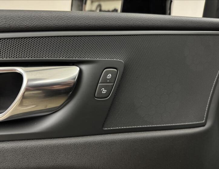 Volvo XC60 27