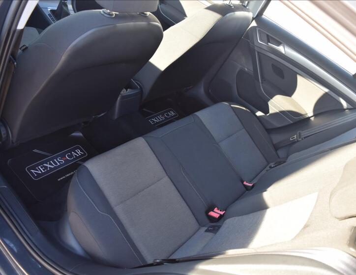 Volkswagen Golf 19