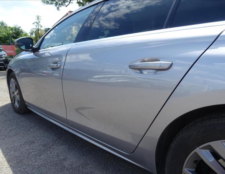 Peugeot 508 12