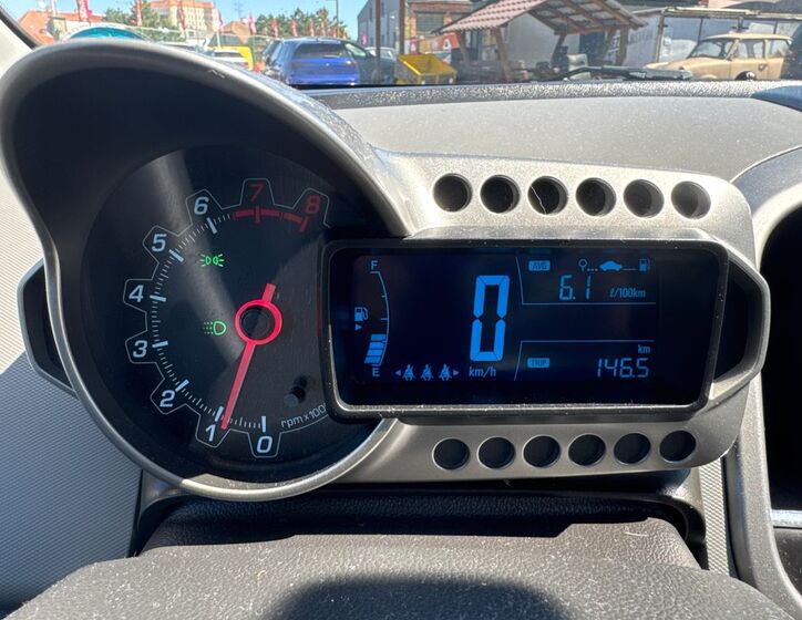 Chevrolet Aveo 11