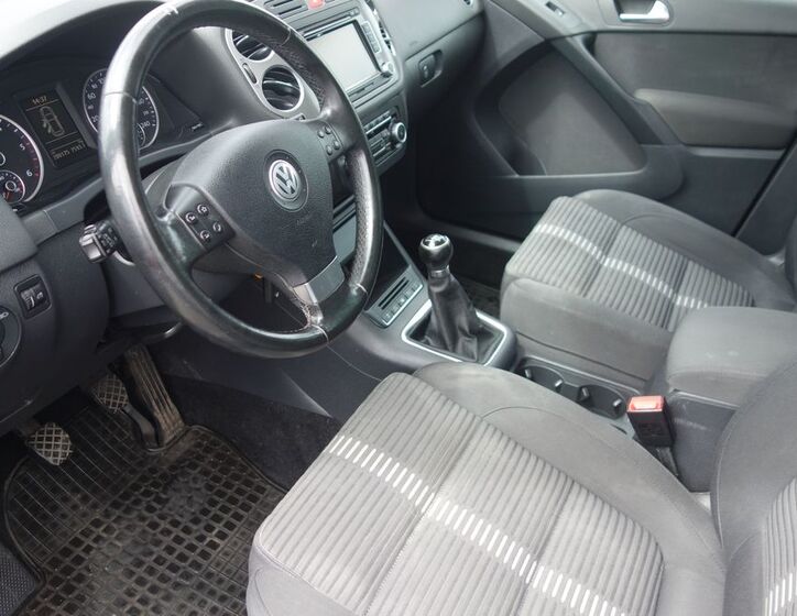 Volkswagen Tiguan 15