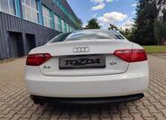 Audi A5 4