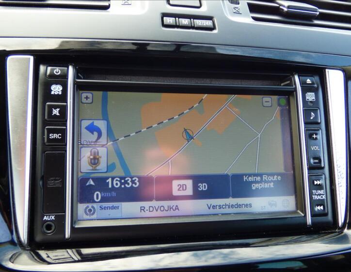 Mazda 5 24
