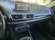 Mazda 3 10
