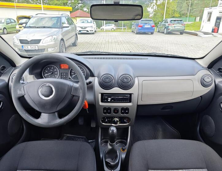 Dacia Sandero 15