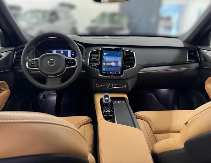 Volvo XC90 10