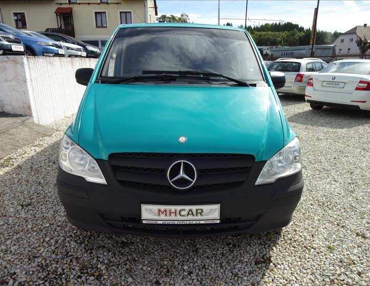 Mercedes-Benz Vito 2