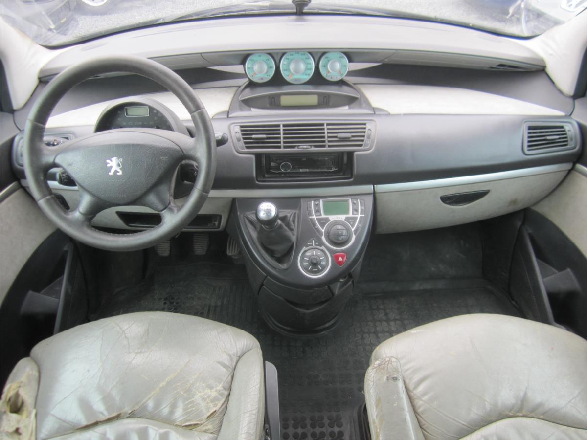 Peugeot 807