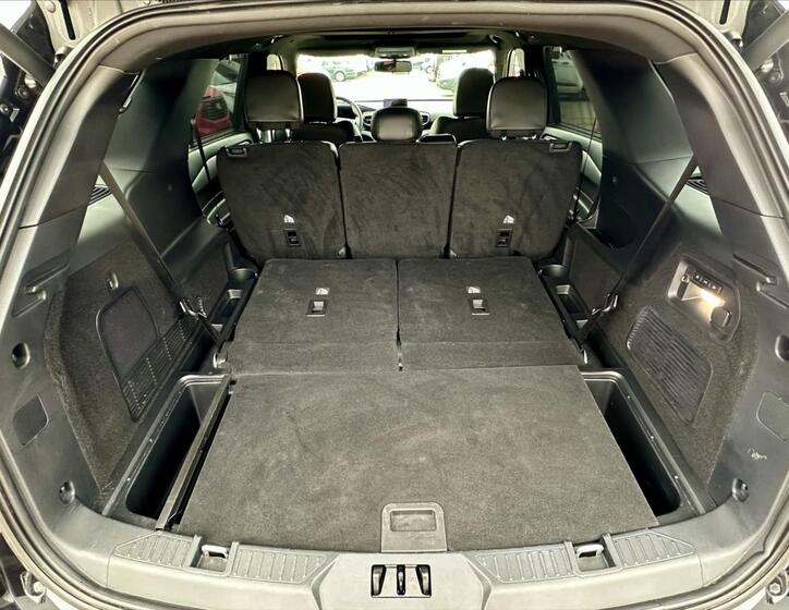 Ford Explorer 13