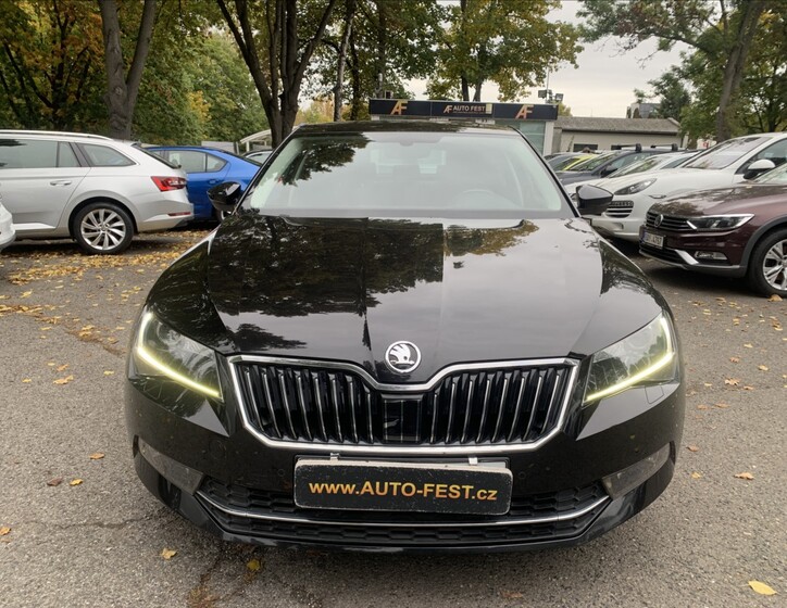 Škoda Superb 2