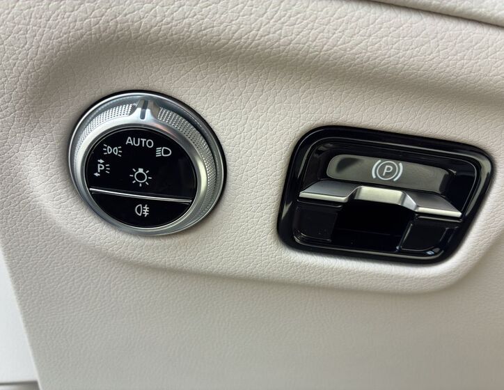 Mercedes-Benz EQS 21