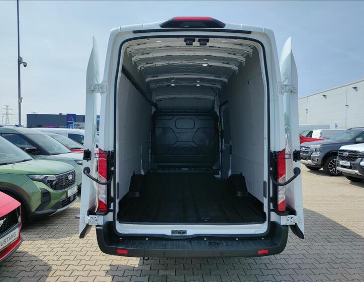 Ford Transit 13