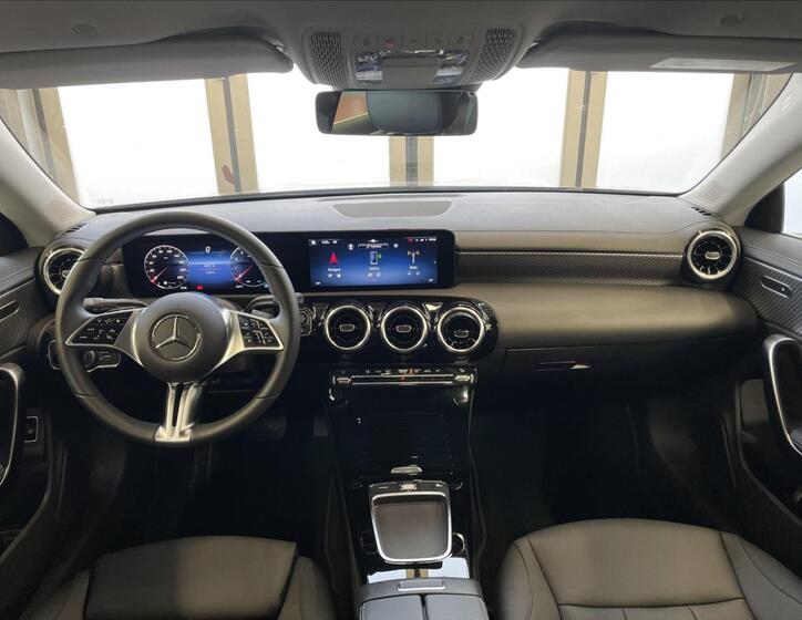 Mercedes-Benz CLA 13