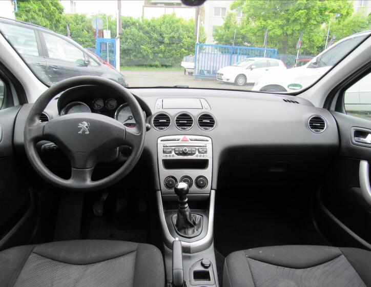 Peugeot 308 11