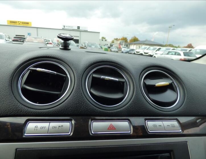 Ford Galaxy 18
