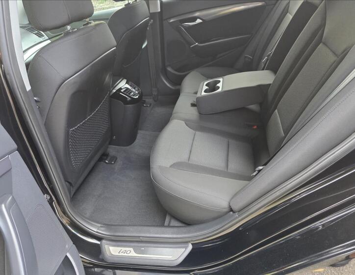 Hyundai i40 22