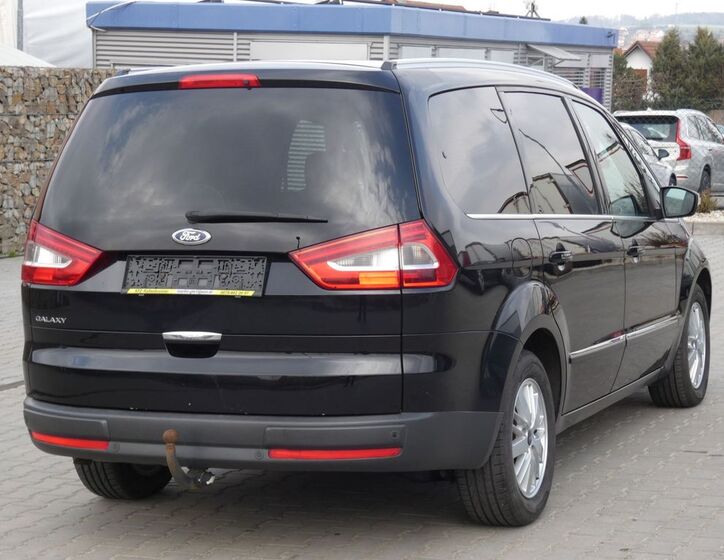 Ford Galaxy 10