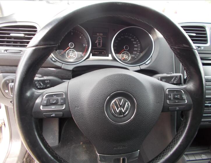 Volkswagen Golf 20