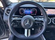Mercedes-Benz GLB 7