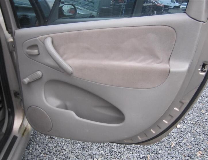 Citroën Xsara Picasso 25