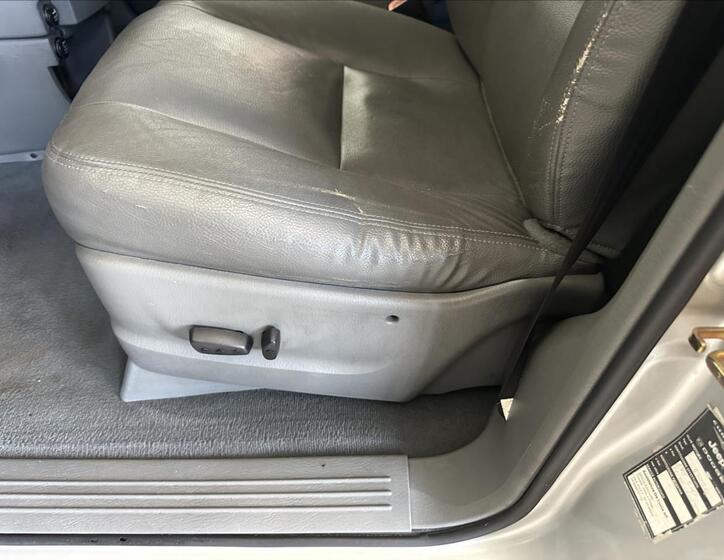 Chrysler Grand Voyager 12