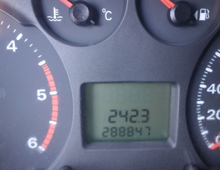 Ford Transit 28