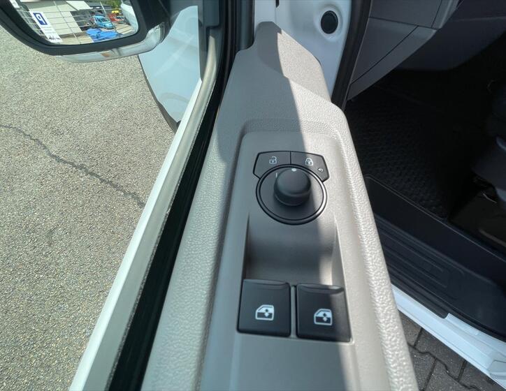 Volkswagen Transporter 11