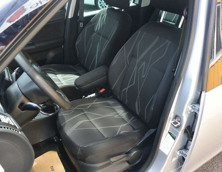 Škoda Roomster 10