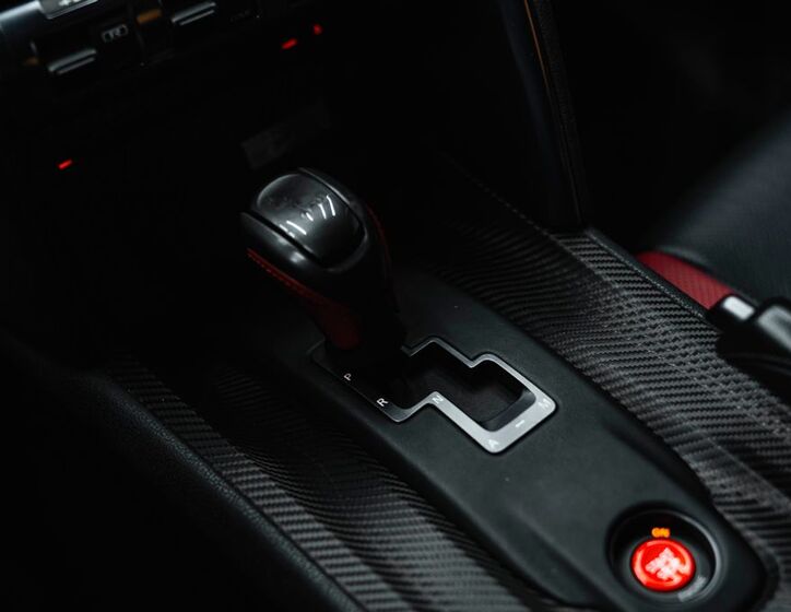 Nissan GT-R 20