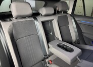 Volkswagen Golf 17