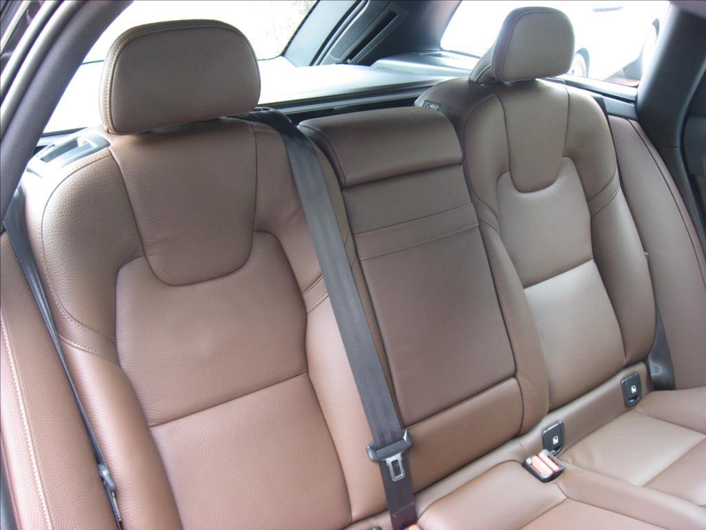 Volvo V90 20