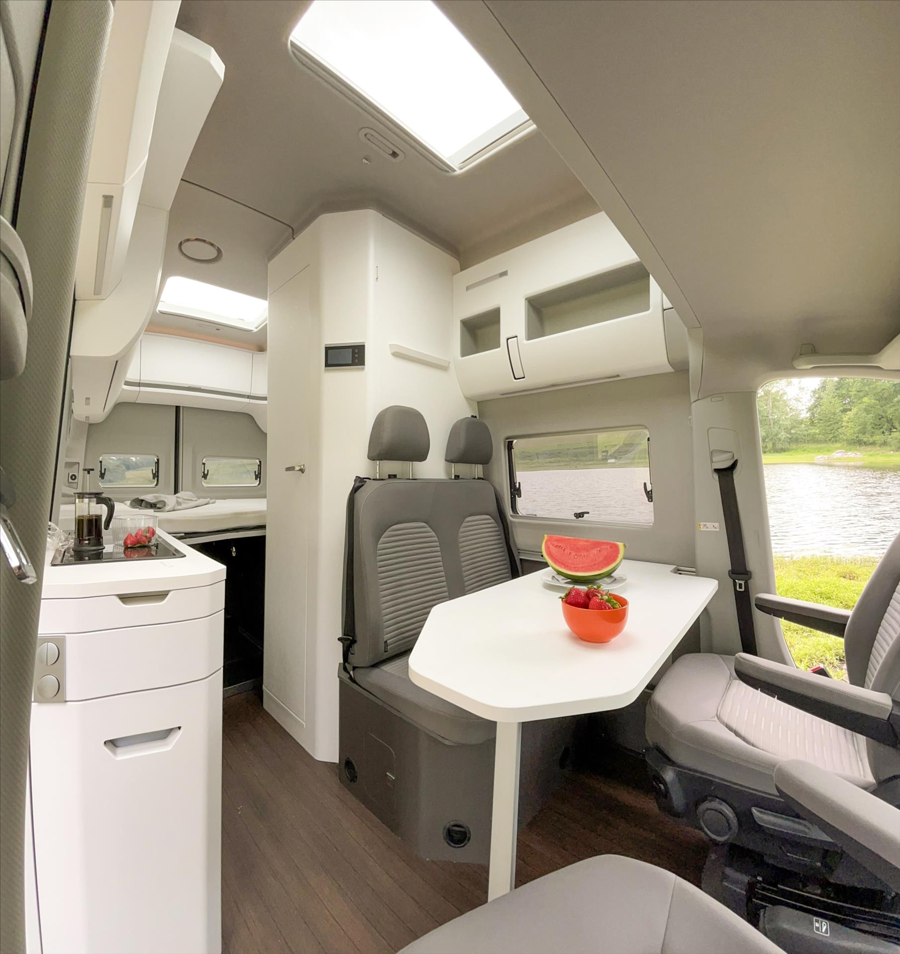 Volkswagen Grand California