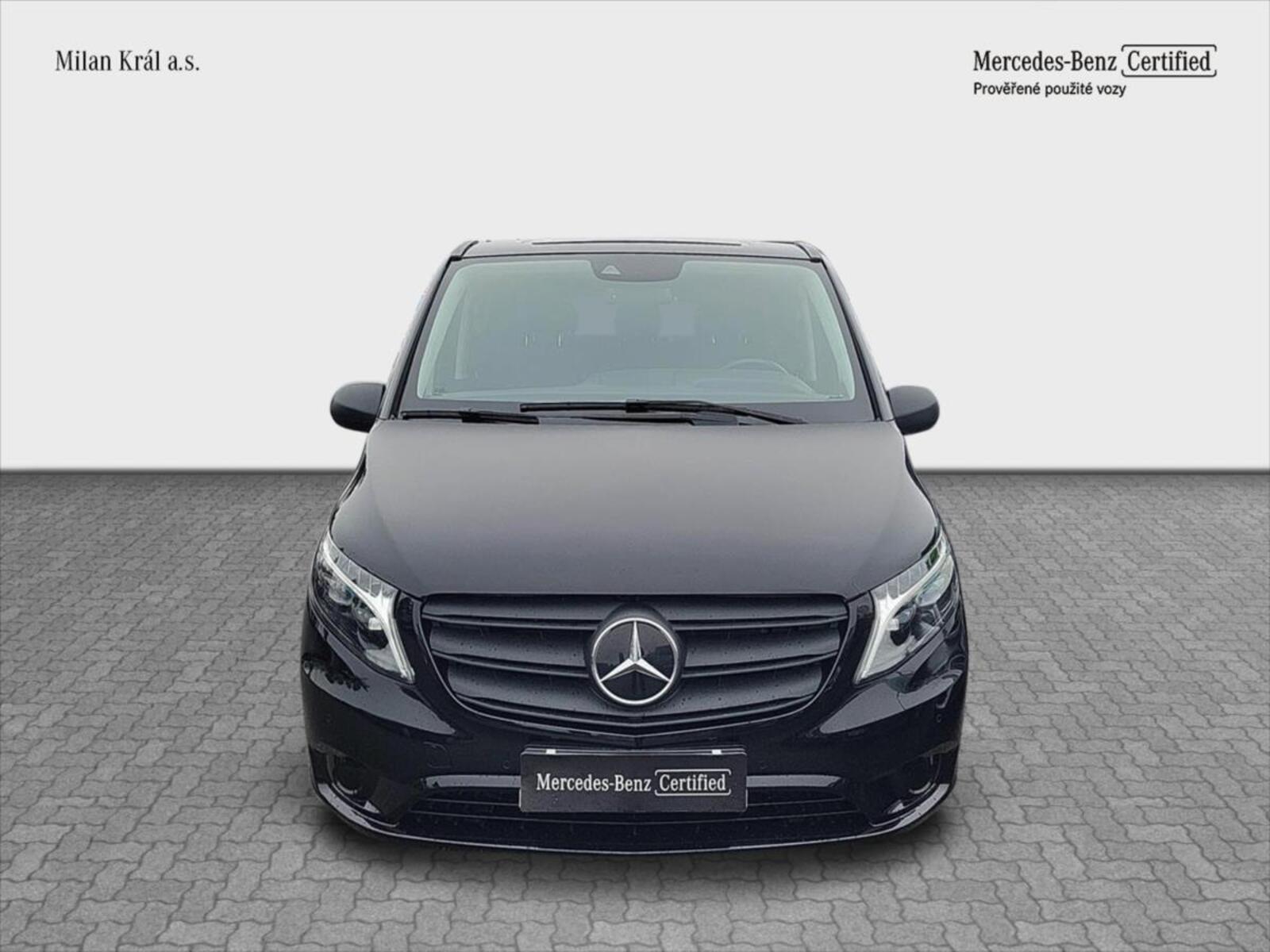 Mercedes-Benz Vito 8
