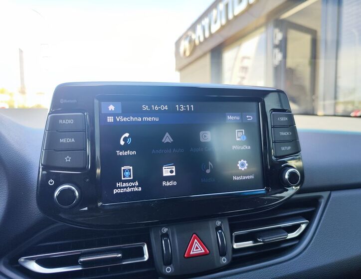 Hyundai i30 16