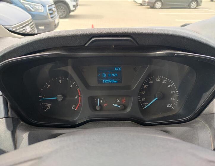 Ford Transit 18